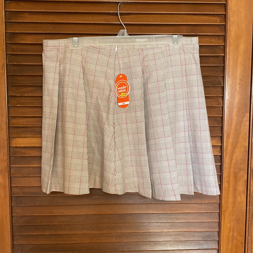 NEW Plaid Skirt - Picture 3 of 4